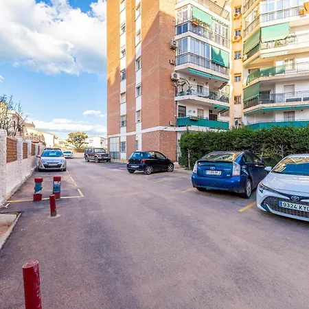 Apartamento Centrico Playa, Piscina ,wifi, Parking * Torremolinos